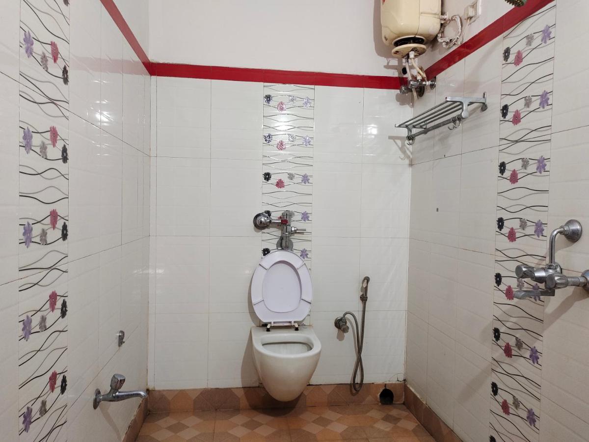 New Classic Inn Дігха Екстер'єр фото